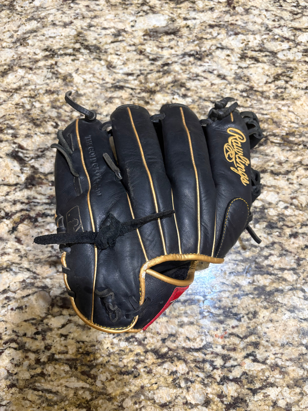 Infield/Outfield Glove Re-lacing