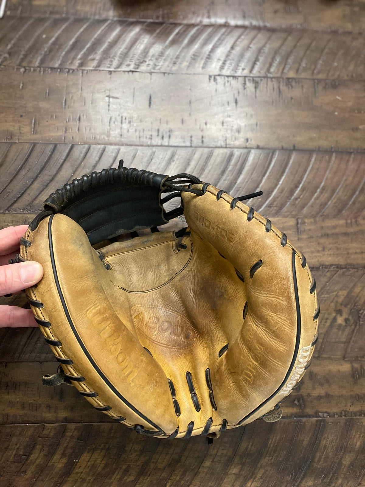 1st Base/Catcher's Mitt Re-lacing