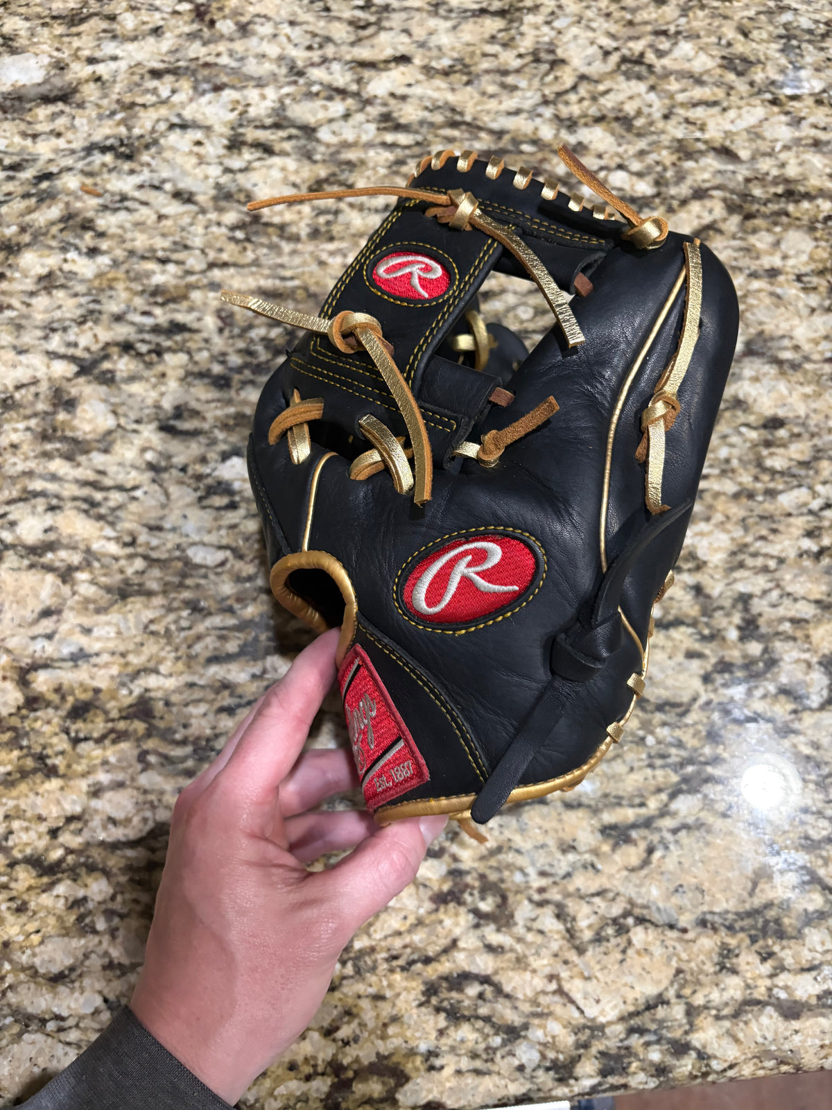 Infield/Outfield Glove Re-lacing