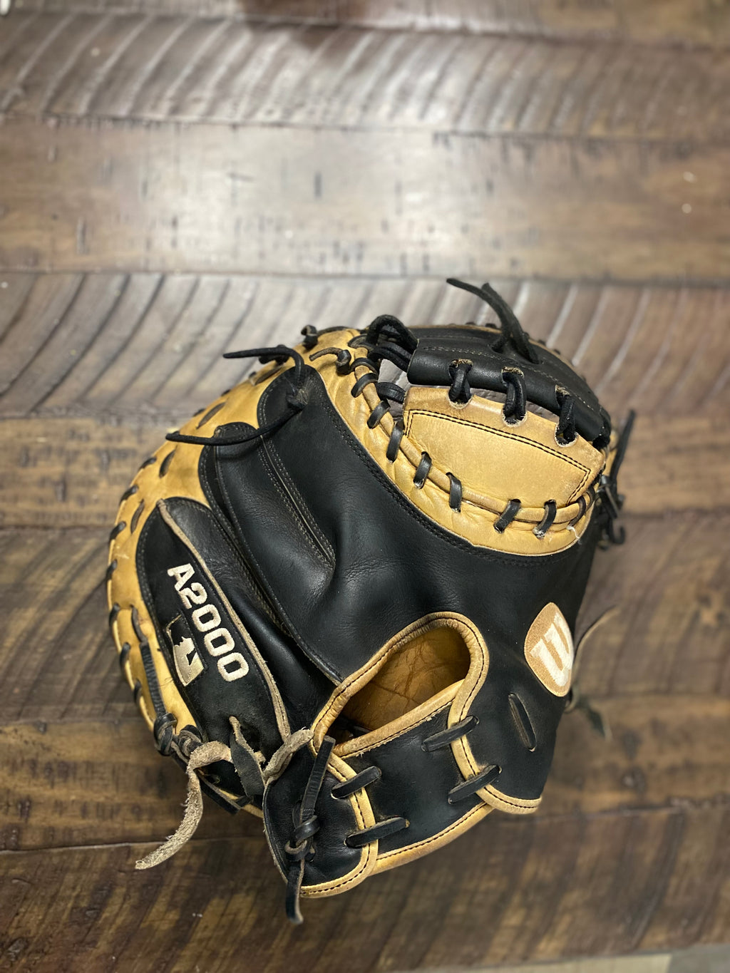1st Base/Catcher's Mitt Re-lacing