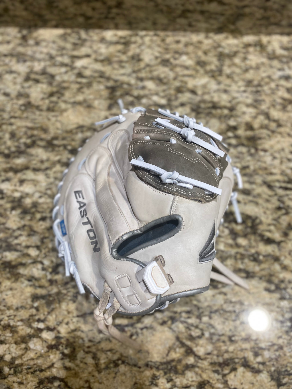 1st Base/Catcher's Mitt Re-lacing