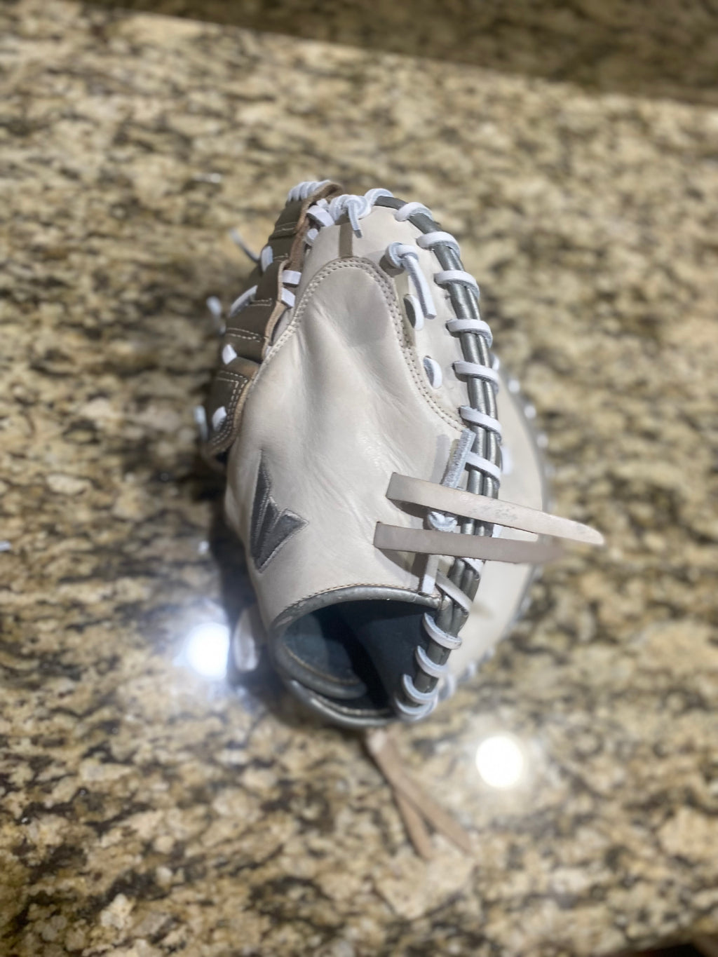 1st Base/Catcher's Mitt Re-lacing