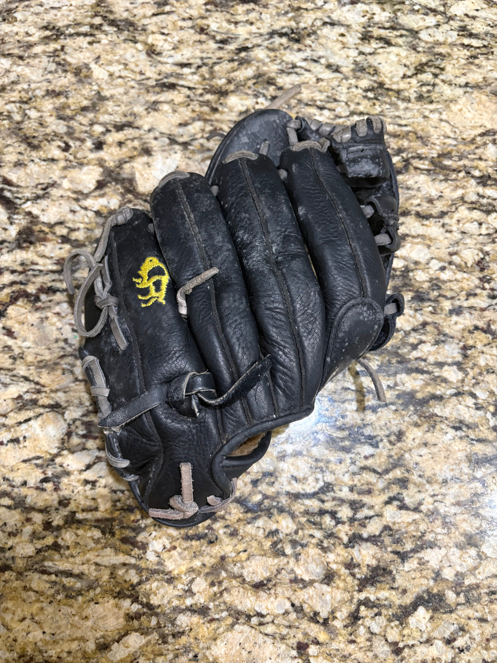 Infield/Outfield Glove Re-lacing